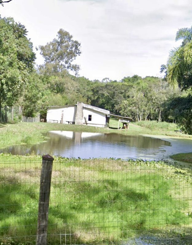R$ 350.000 - BELO SÍTIO DE LAZER/MORADIA - CASA DE 120M2 - 10.000M2 - AÇUDE - NATUREZA Rua Primeiro-Sargento Euclides Barrachini Viamão - 