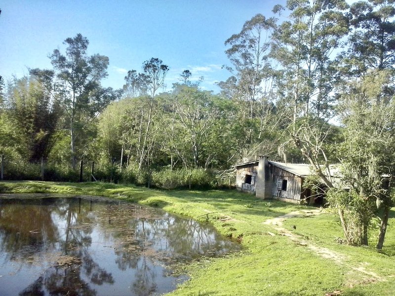 R$ 350.000 - BELO SÍTIO DE LAZER/MORADIA - CASA DE 120M2 - 10.000M2 - AÇUDE - NATUREZA Rua Primeiro-Sargento Euclides Barrachini Viamão - 