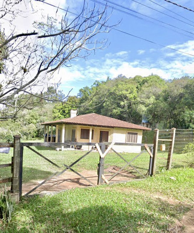 R$ 350.000 - BELO SÍTIO DE LAZER/MORADIA - CASA DE 120M2 - 10.000M2 - AÇUDE - NATUREZA Rua Primeiro-Sargento Euclides Barrachini Viamão - 