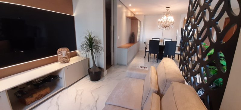 Apartamento á venda 2 quartos, Brooklin Paulista - R$ 1.49 mi Rua Barão do Triunfo São Paulo - 