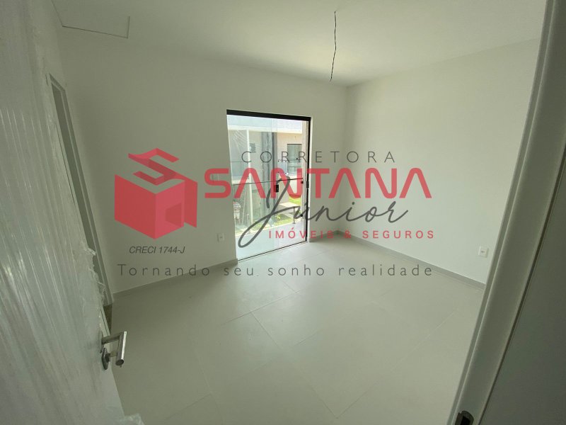 Casa em condomínio, dois quartos e uma suíte. Última unidade.(INDISPONÍVEL) Rua A Camaçari - 