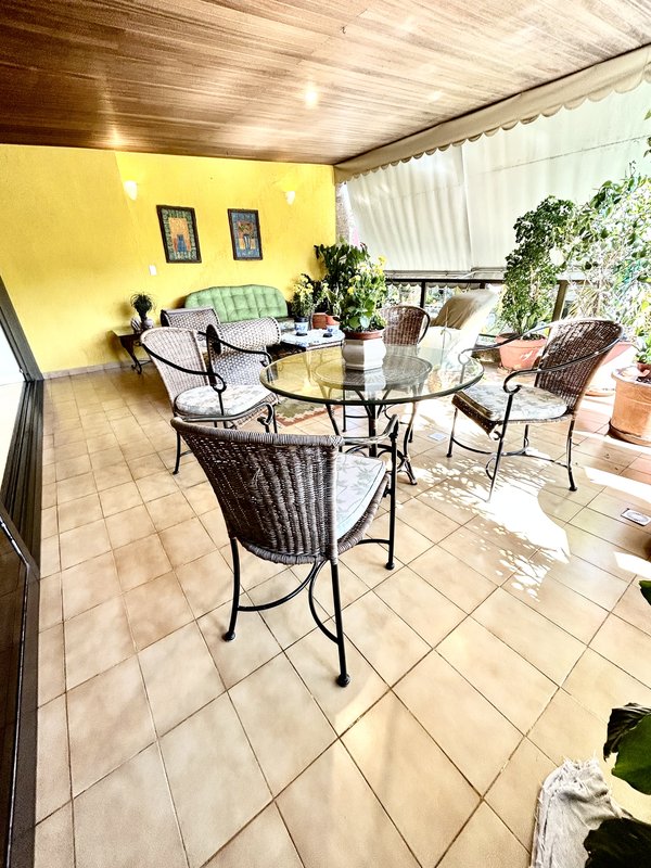 Apartamento com planta diferenciada no Jardim Oceânico - Rio de Janeiro - 