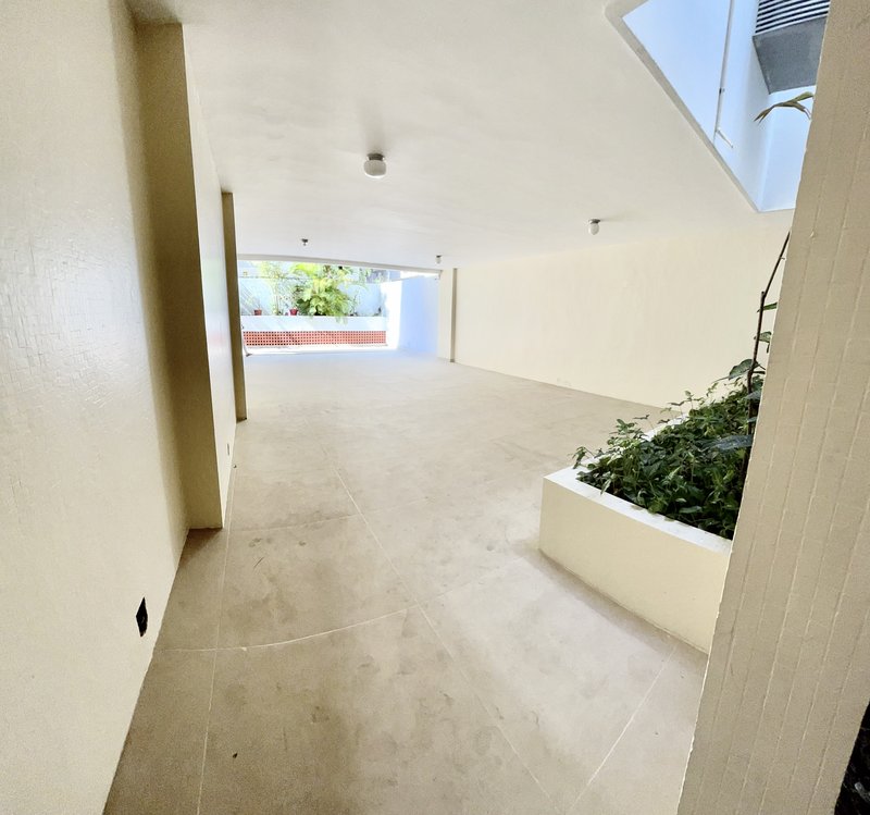 Apartamento com planta diferenciada no Jardim Oceânico - Rio de Janeiro - 