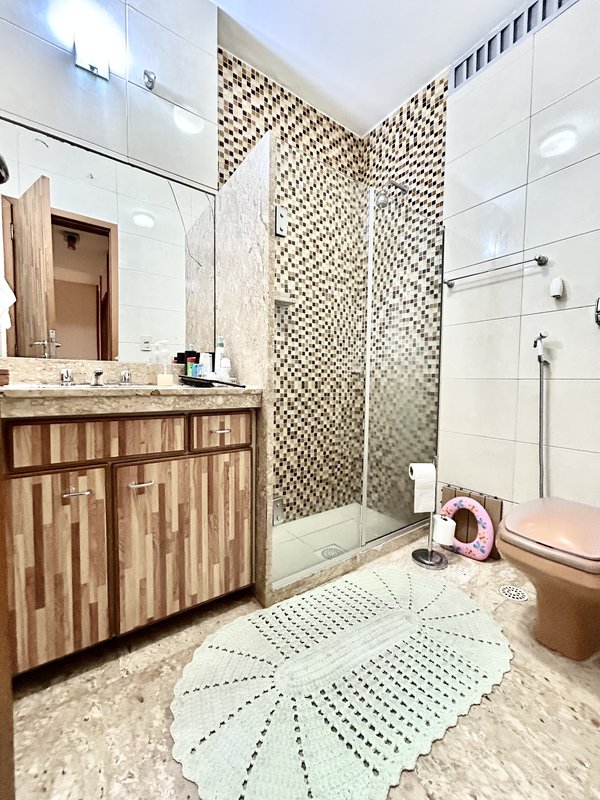 Apartamento com planta diferenciada no Jardim Oceânico - Rio de Janeiro - 