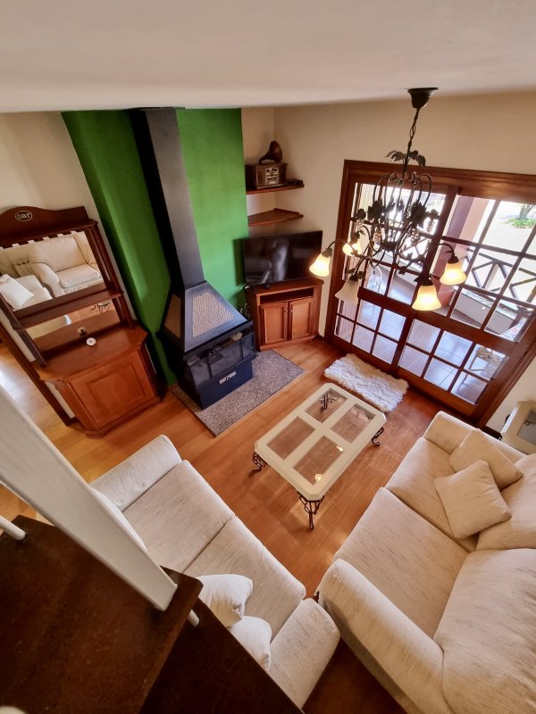 R$ 1.790.000 - RUA TORTA - LINDA COBERTURA - 188M2 - MOBILIADA - 3 DORM - 2 VAGAS Avenida Borges de Medeiros Gramado - 
