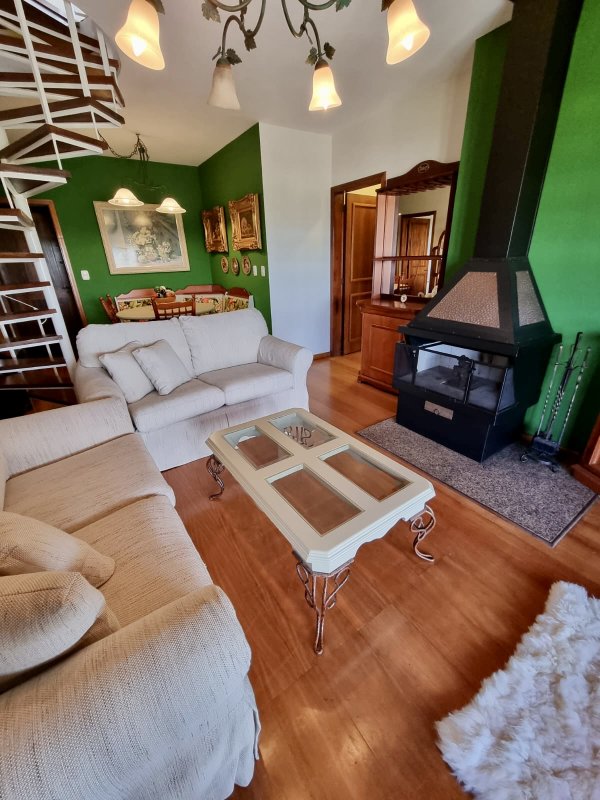 R$ 1.790.000 - RUA TORTA - LINDA COBERTURA - 188M2 - MOBILIADA - 3 DORM - 2 VAGAS Avenida Borges de Medeiros Gramado - 