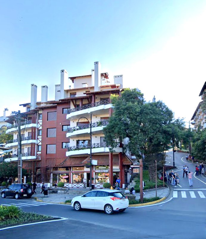 R$ 1.790.000 - RUA TORTA - LINDA COBERTURA - 188M2 - MOBILIADA - 3 DORM - 2 VAGAS Avenida Borges de Medeiros Gramado - 