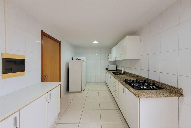 Apartamento MDGV 1271 Apto 612481029-97 1 suíte 120m² Getúlio Vargas Porto Alegre - 