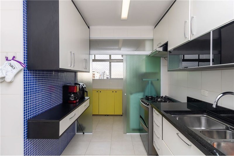 Apartamento com 2 dormitórios 94m² Tutóia São Paulo - 