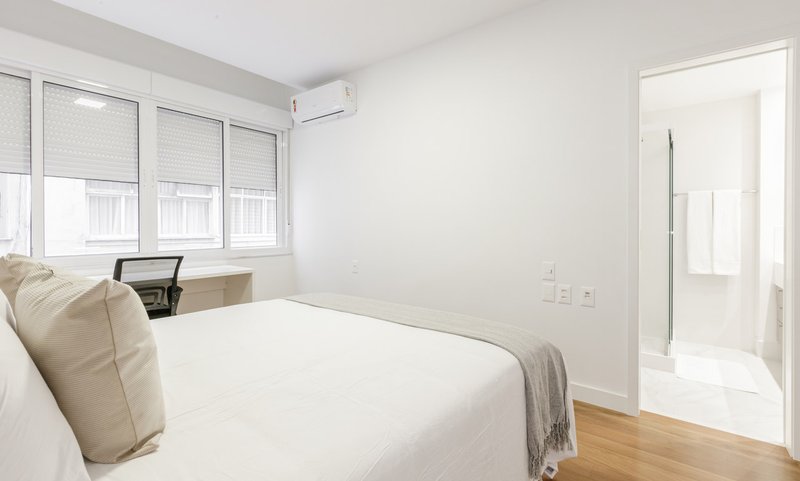 Apartamento de 127m², 3 quartos em Copacabana Avenida Atlântica Rio de Janeiro - 