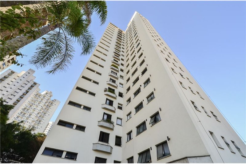 Apartamento no Edifício Amaralina com 3 suítes 371m² Abdo Ambuba São Paulo - 