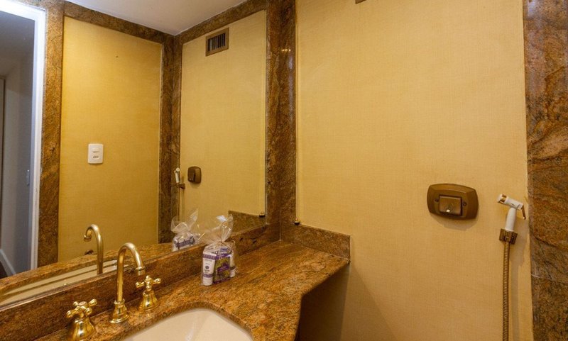 Apartamento de 204m², 4 quartos em Leblon Rua General Artigas Rio de Janeiro - 