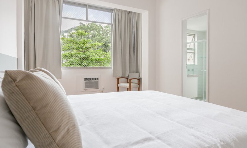 Apartamento de 210m², 3 quartos em Copacabana Avenida Atlântica Rio de Janeiro - 