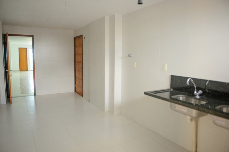 Apartamento em Tambau com 158 mts2 , 4 Suites , varanda e 2 vagas de garageml  em Tambau  João Pessoa - 