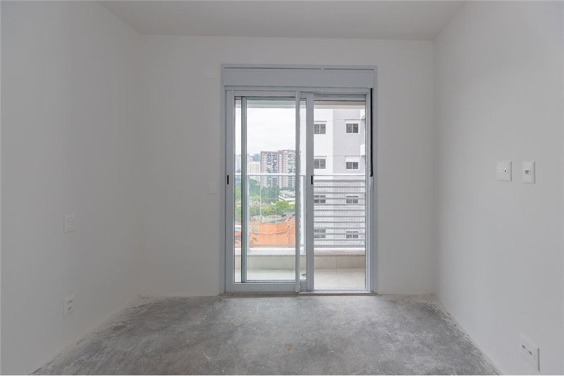 Apartamento na Vila Cruzeiro de 3 dormitórios 84m² Carmo do Rio Verde São Paulo - 