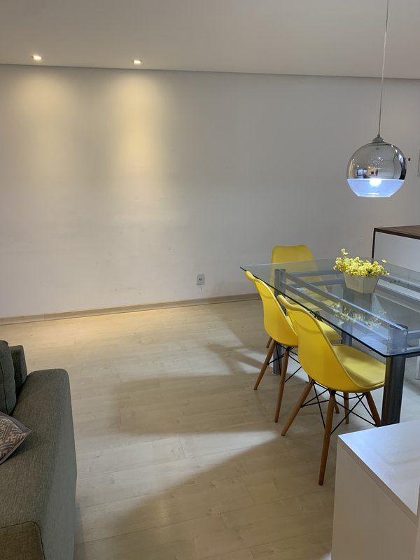 Vendo no Morumbi, apartamento  reformado de 2 Quartos, varanda gourmet, lazer completo Rua José Carlos de Toledo Piza São Paulo - 