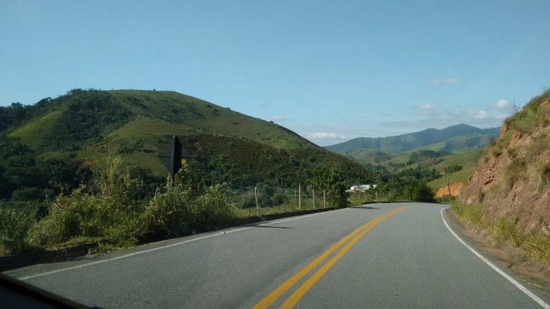 FAZENDA COM 120 ALQUEIRES EM SILVEIRAS/SÃO PAULO - SILVEIRAS - 
