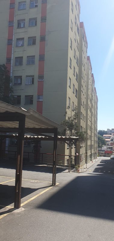 Ótimo apartamento de 50m² Avenida Sara Zirlis Santo André - 