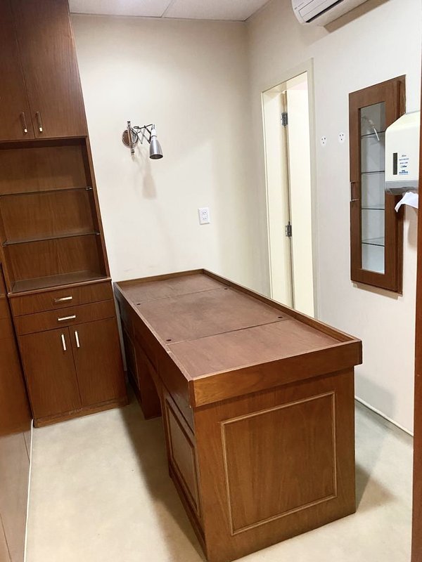 Sala comercial em Botafogo com 70mts e 2 vagas de garagem - Rio de Janeiro - 