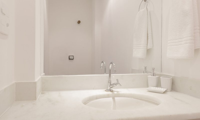 Apartamento de 143m², 4 quartos, Lagoa, Rio de Janeiro Rua Ministro Armando de Alencar Rio de Janeiro - 