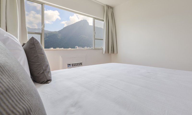 Apartamento de 143m², 4 quartos, Lagoa, Rio de Janeiro Rua Ministro Armando de Alencar Rio de Janeiro - 