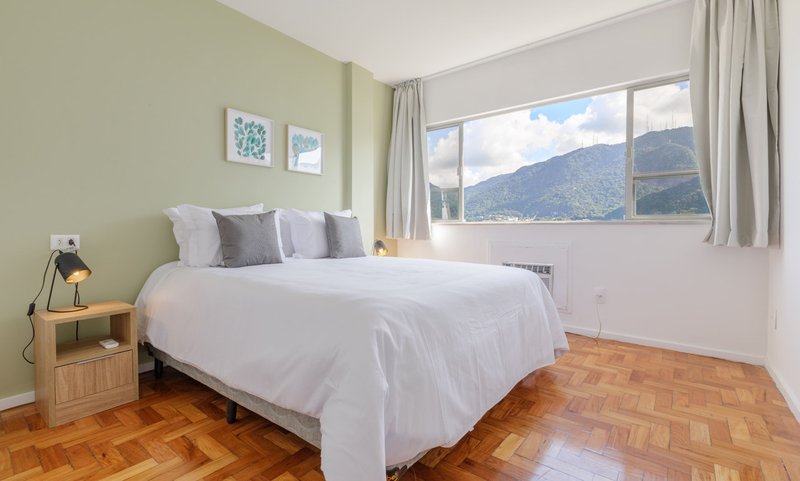 Apartamento de 143m², 4 quartos, Lagoa, Rio de Janeiro Rua Ministro Armando de Alencar Rio de Janeiro - 