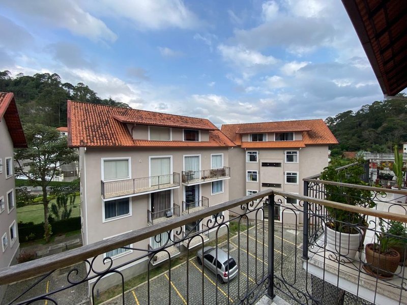 Excelente apartamento de      mts² 3 quartos com 1 suíte no Santa Elisa  Nova Friburgo - 
