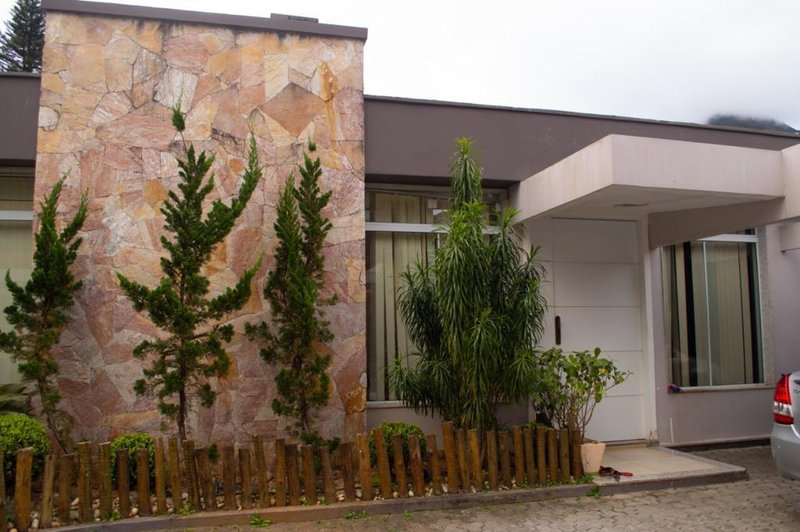 Casa com 4 quartos/ Venda por R$ 2.500.000 Cônego-Nova Friburgo - Nova Friburgo - 