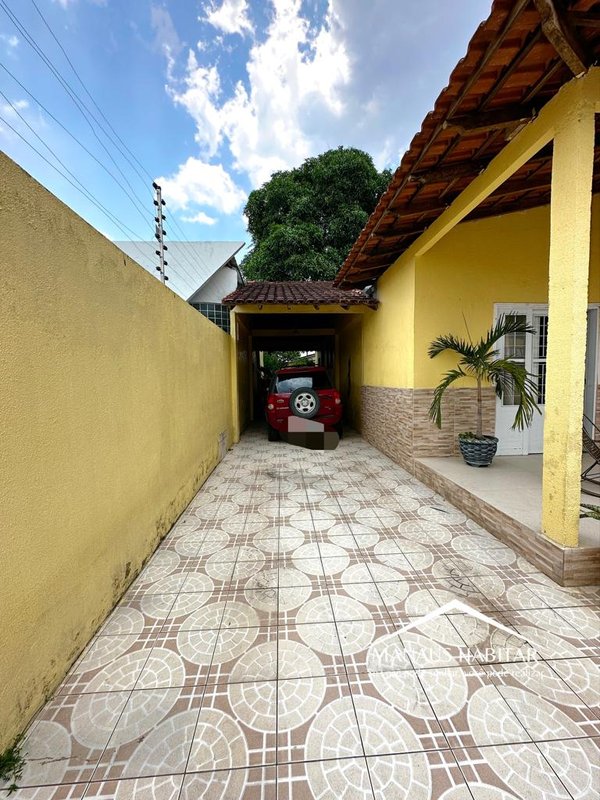 Casa no Conjunto Hiléia, com 03 Qrtos, 01 suíte, financia! Rua Henrique Jobim Manaus - 