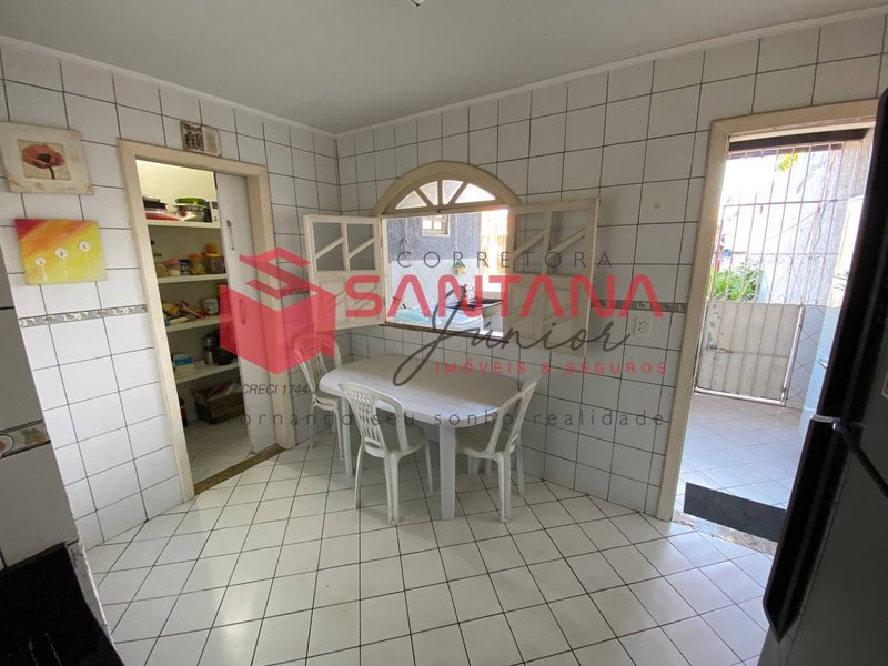 Casa com área verde, no Recanto das Mangueiras Avenida Professor Theócrito Batista Lauro de Freitas - 