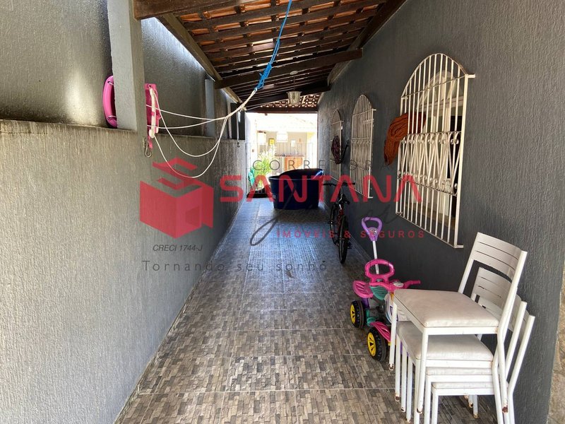 Casa com área verde, no Recanto das Mangueiras Avenida Professor Theócrito Batista Lauro de Freitas - 