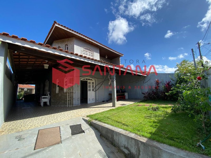 Casa com área verde, no Recanto das Mangueiras Avenida Professor Theócrito Batista Lauro de Freitas - 