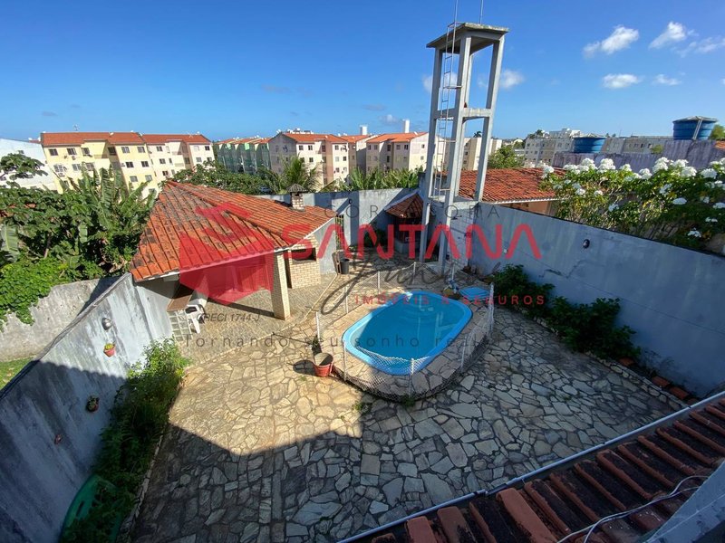 Casa com área verde, no Recanto das Mangueiras Avenida Professor Theócrito Batista Lauro de Freitas - 