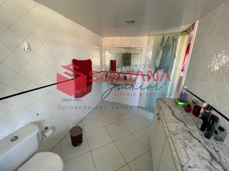 Casa com área verde, no Recanto das Mangueiras Avenida Professor Theócrito Batista Lauro de Freitas - 