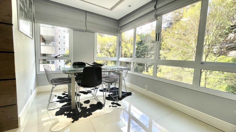 R$ 1.165.000 - IMPECÁVEL! - LINDÍSSIMO APARTAMENTO - 112M2 - 3 DORM - LAREIRA - 2 VAGAS Rua Almirante Abreu Porto Alegre - 
