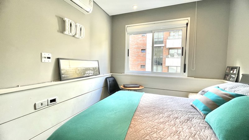 R$ 1.165.000 - IMPECÁVEL! - LINDÍSSIMO APARTAMENTO - 112M2 - 3 DORM - LAREIRA - 2 VAGAS Rua Almirante Abreu Porto Alegre - 