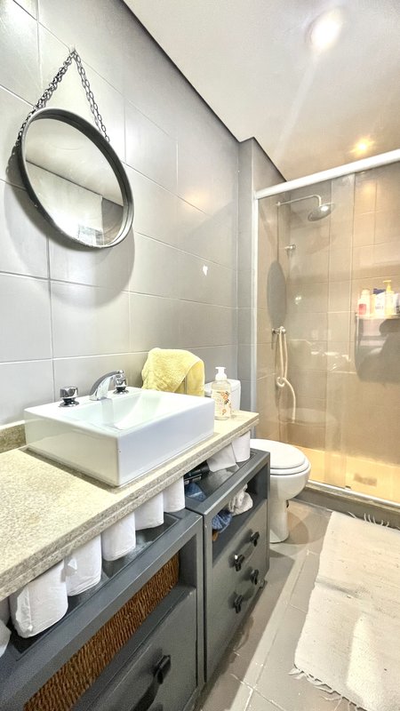 R$ 1.165.000 - IMPECÁVEL! - LINDÍSSIMO APARTAMENTO - 112M2 - 3 DORM - LAREIRA - 2 VAGAS Rua Almirante Abreu Porto Alegre - 