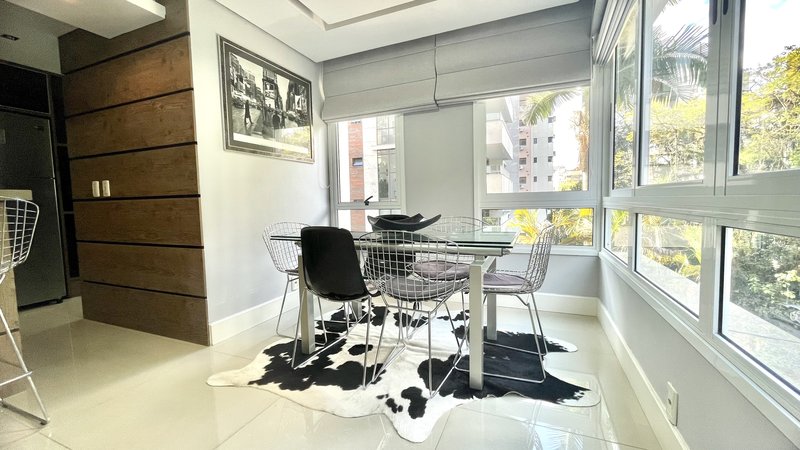 R$ 1.165.000 - IMPECÁVEL! - LINDÍSSIMO APARTAMENTO - 112M2 - 3 DORM - LAREIRA - 2 VAGAS Rua Almirante Abreu Porto Alegre - 