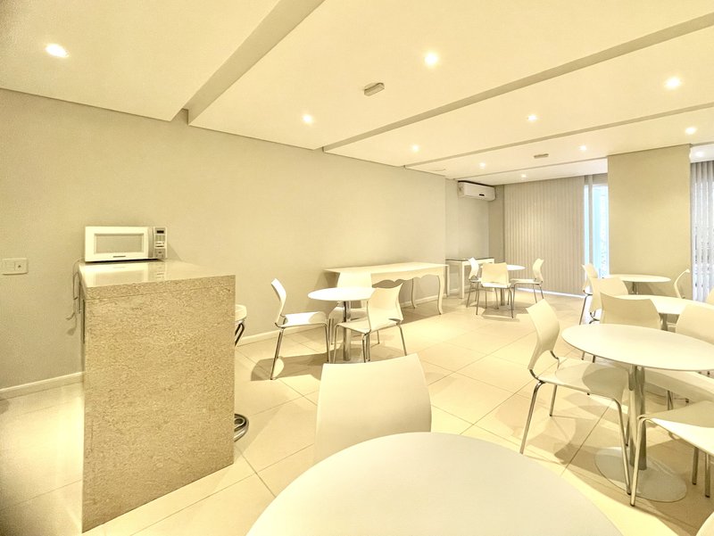 R$ 1.165.000 - IMPECÁVEL! - LINDÍSSIMO APARTAMENTO - 112M2 - 3 DORM - LAREIRA - 2 VAGAS Rua Almirante Abreu Porto Alegre - 