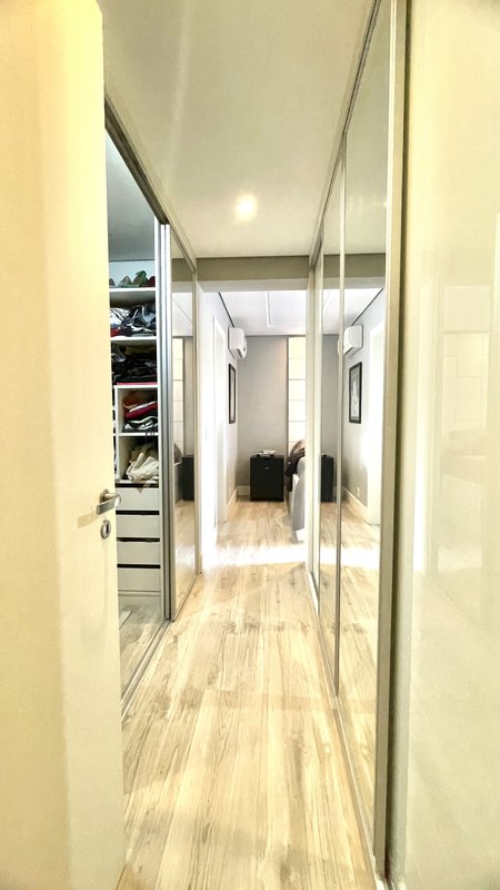 R$ 1.165.000 - IMPECÁVEL! - LINDÍSSIMO APARTAMENTO - 112M2 - 3 DORM - LAREIRA - 2 VAGAS Rua Almirante Abreu Porto Alegre - 