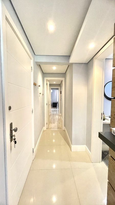 R$ 1.165.000 - IMPECÁVEL! - LINDÍSSIMO APARTAMENTO - 112M2 - 3 DORM - LAREIRA - 2 VAGAS Rua Almirante Abreu Porto Alegre - 