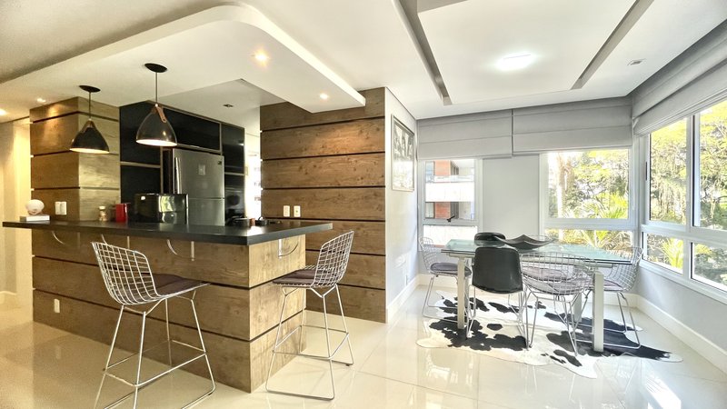 R$ 1.165.000 - IMPECÁVEL! - LINDÍSSIMO APARTAMENTO - 112M2 - 3 DORM - LAREIRA - 2 VAGAS Rua Almirante Abreu Porto Alegre - 