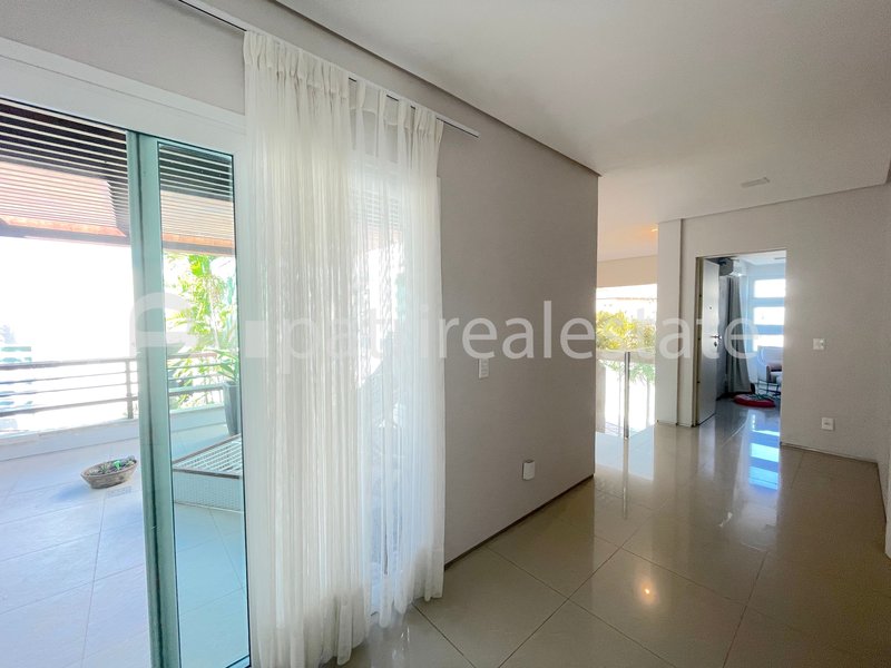 Casa 740 m² em terreno de 1089 m² com 6 suítes 11 WC e 10 vagas - Alphaville Eusebio – CE Avenida Nova do Contorno Eusébio - 