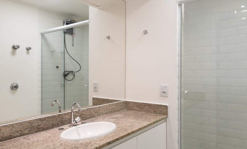 Apartamento de 107m², 3 quartos em Pinheiros Rua Oscar Freire São Paulo - 