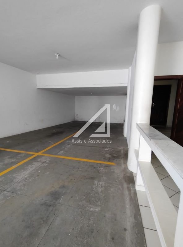 APARTAMENTO 3 QUARTOS 2 SUÍTES VARANDA AMPLO DEPENDÊNCIA GARAGEM ELEVADOR NA BARRA! Rua Lord Cochrane Salvador - 