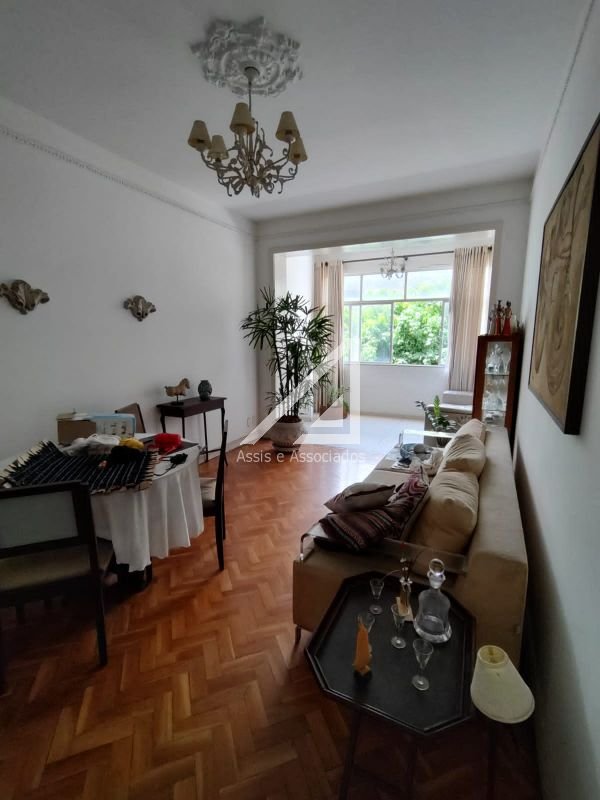 APARTAMENTO 3 QUARTOS 2 SUÍTES VARANDA AMPLO DEPENDÊNCIA GARAGEM ELEVADOR NA BARRA! Rua Lord Cochrane Salvador - 