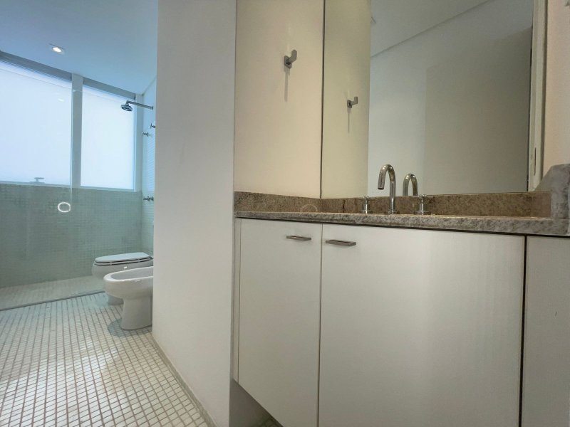 Apartamento 155m2 no Edifício 360º -Arquiteto Isay Weinfeld Rua Camburiú São Paulo - 