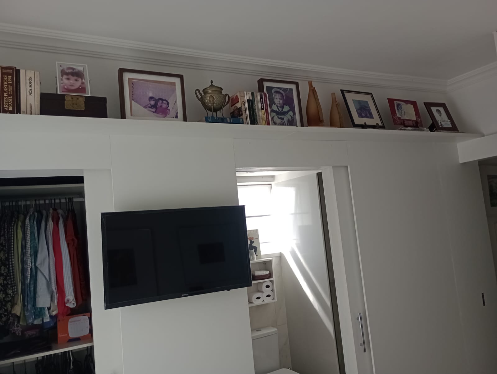 APARTAMENTO 2 QUARTOS 2 SU&Iacute;TES VARANDA DEPEND&Ecirc;NCIA 2 GARAGENS PISCINA ELEVADORES &Agrave; VENDA! Avenida Paulo VI Salvador - 