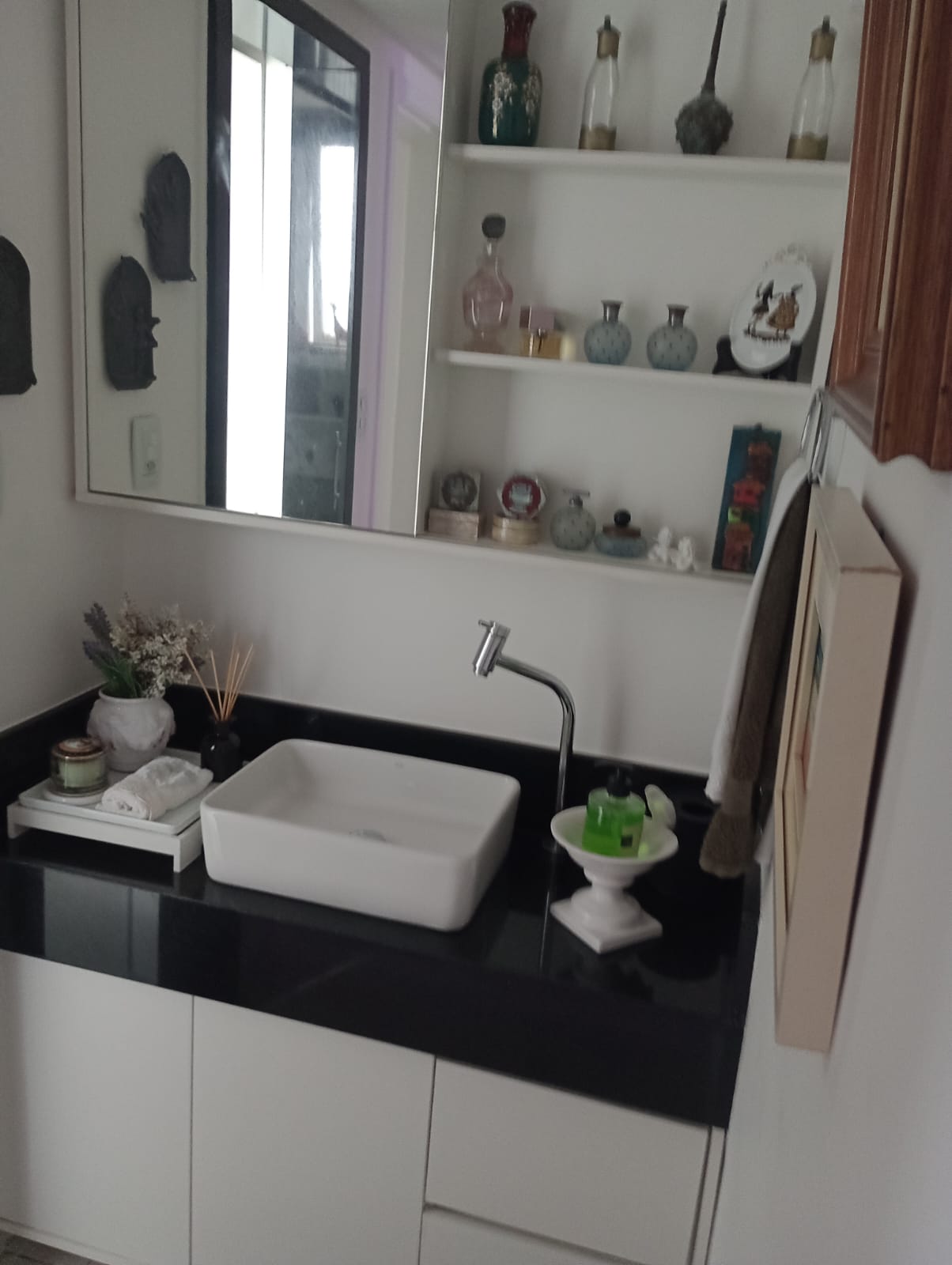 APARTAMENTO 2 QUARTOS 2 SU&Iacute;TES VARANDA DEPEND&Ecirc;NCIA 2 GARAGENS PISCINA ELEVADORES &Agrave; VENDA! Avenida Paulo VI Salvador - 