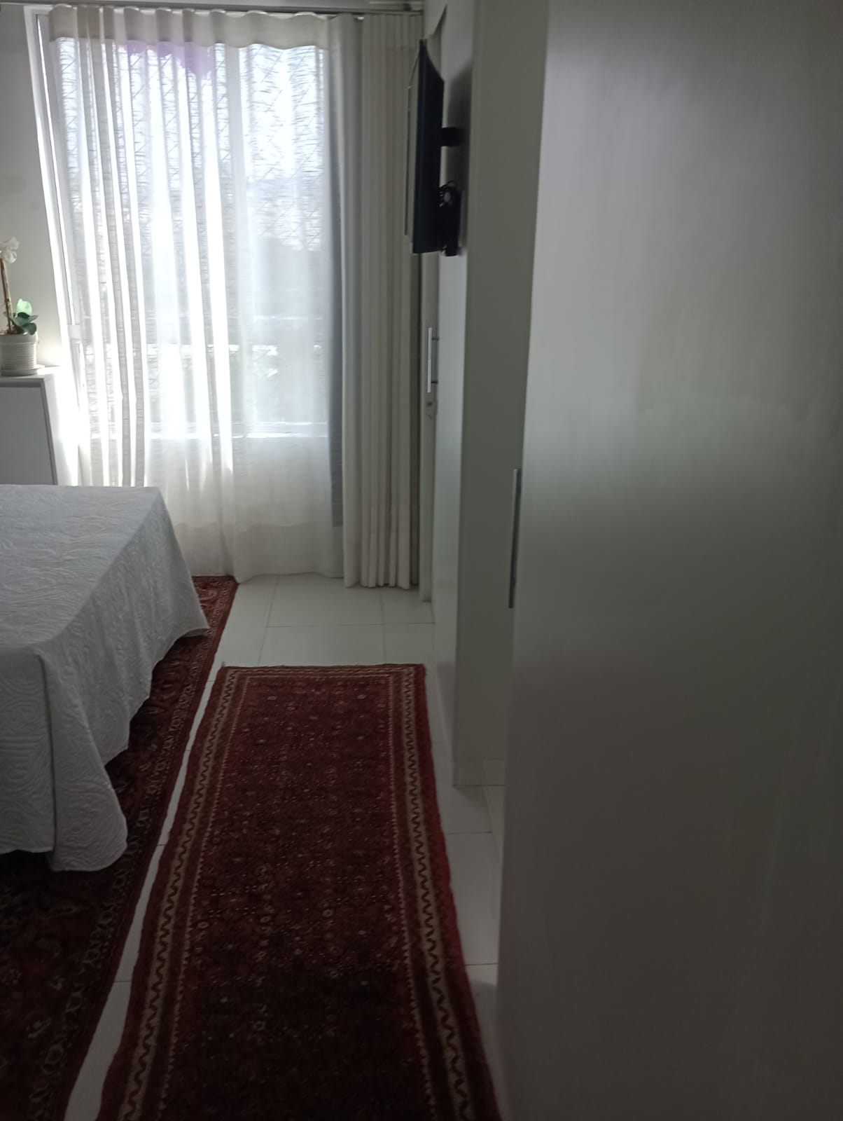 APARTAMENTO 2 QUARTOS 2 SU&Iacute;TES VARANDA DEPEND&Ecirc;NCIA 2 GARAGENS PISCINA ELEVADORES &Agrave; VENDA! Avenida Paulo VI Salvador - 